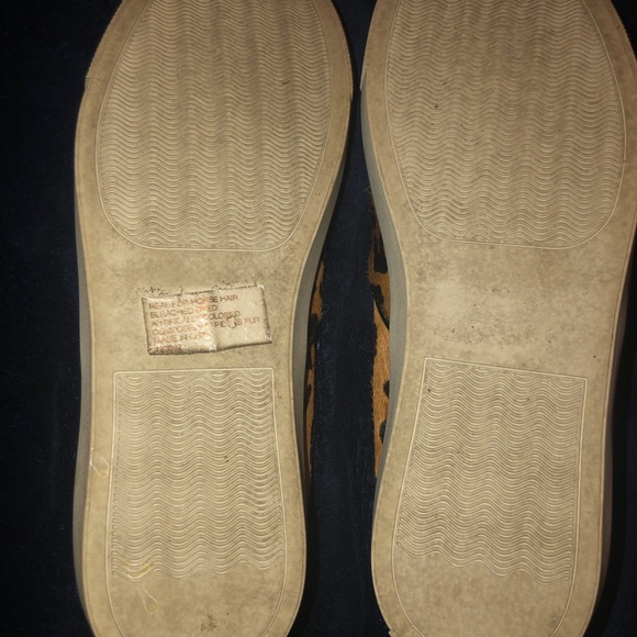 Women’s Steve Madden Calf Hair Slip Ons - Picture 7 of 8